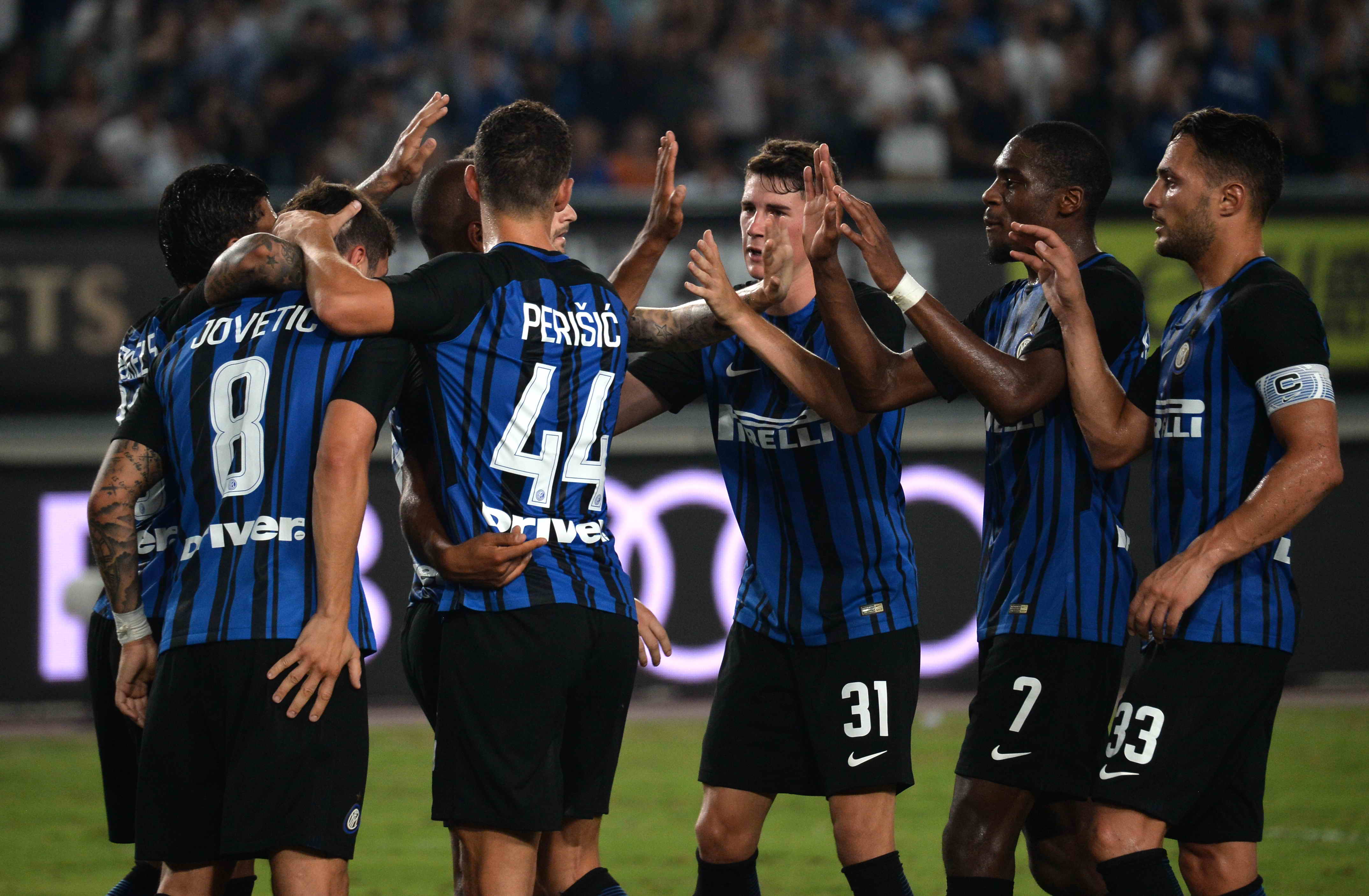 镜报：索尔斯克亚在柴郡的豪宅价值400万英镑，曾租给范戴克