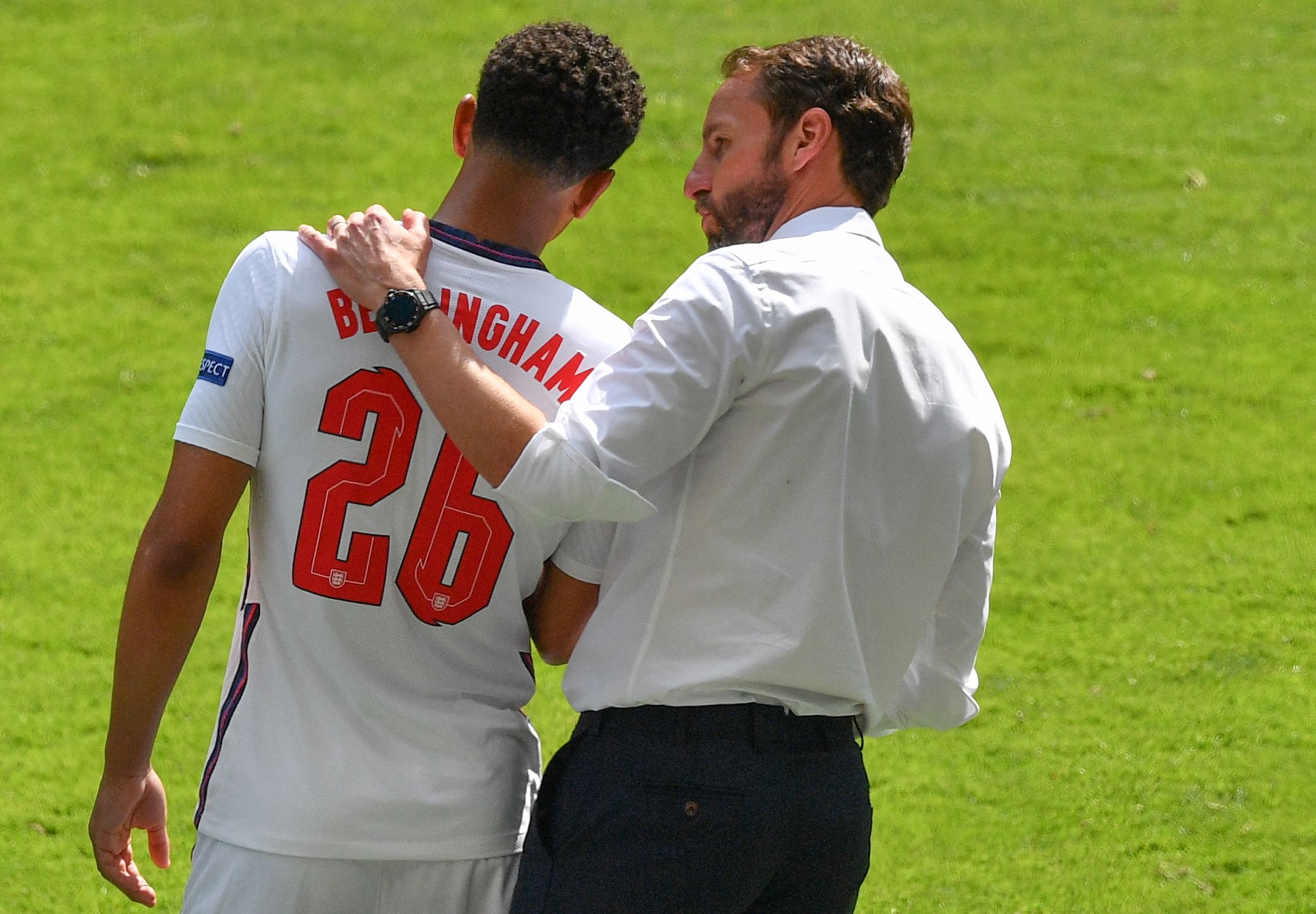 布里奇斯妙传 米勒空接双手炸筐